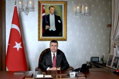 Vali Lekesiz,İlimizde Yaşayan Musevi Vatandaşlarımızın Hamursuz Bayramı Dolayısıyla Kutlama Mesajı Yayınladı