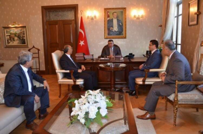 CHP İlçe Belediye Başkanları Vali Lekesiz’i Ziyaret Etti