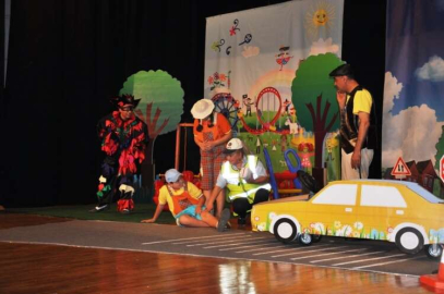 "AFACANLAR TRAFİKTE" İSİMLİ ÇOCUK OYUNU SAHNELENDİ