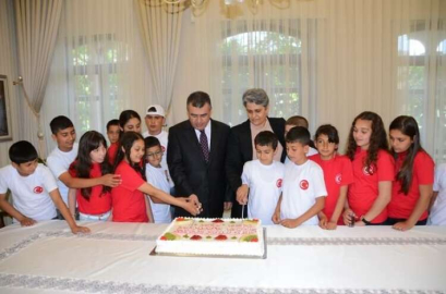 İlçelerden Gelen Gençler Vali Konağında Ağırlandı