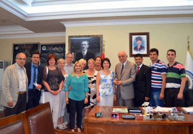 Litvanyalı konuklar İskenderun Belediye Başkanı Seyfi Dingil’i ziyaret etti