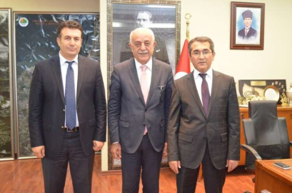 İskenderun Belediye Başkanı Seyfi Dingil: