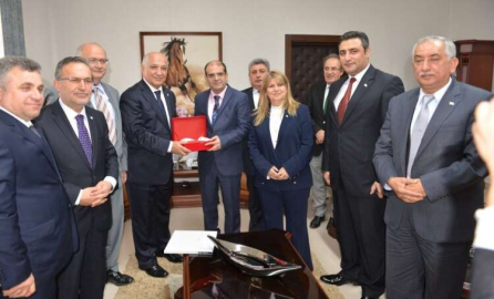 Kızılay’dan Rektör Kaya’ya Kutlama Ziyareti