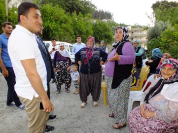 MEHMET ALĞAN KÖYLÜ KADINLARI DİNLEDİ 