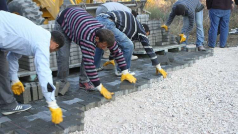 MAHALLE SAKİNLERİ BAŞKAN SAVAŞ’IN DUYARLI TUTUMUNA TEŞEKKÜR ETTİ