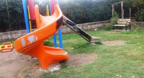 ÇOCUK PARKINDA OYUN GRUPLARINA ZARAR VERDİLER