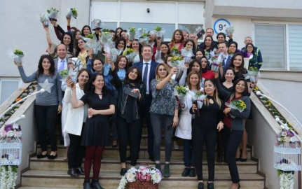 MMK METALURJİ’DE 8 MART DÜNYA KADINLAR GÜNÜ GELENEĞİ YİNE GÖZ KAMAŞTIRDI…