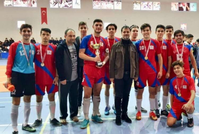 Alkışlar Özel Bilim Kolejine