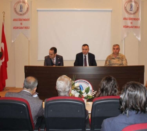 Arsuz'da Muhtarlar Toplantısı Gerçekleştirildi