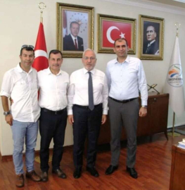 Başkan Fatih Tosyalı Konuklarını Makamında Ağırladı