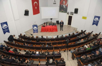 Ege Cansen İle  Neo-Osmanlı Ve Türkiye Ekonomisi konulu konferans gerçekleşti