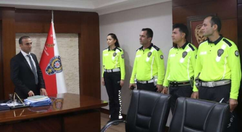 Emniyet Müdürü Nevzat Güneş, Başarılı Trafik Polislerini Ödüllendirdi