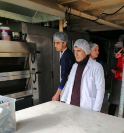 Samandağ'da Zabıta Ekipleri Yeni Yıl Öncesi Pastaneleri Denetledi