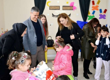 Yıldırımöz'den Mutlu Eden Hediye...