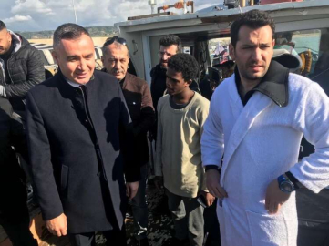 Arsuz Ünlü Sinema Oyuncularını Misafir Etmeye Devam Ediyor