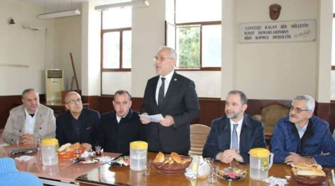 Başkan Tosyalı, Aşevinde Sanayi Esnafı İle Bir Araya Geldi