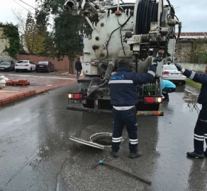 İskenderun’da Yağmur Sorunları İle Mücadele Sürüyor
