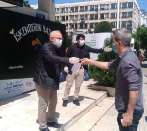 Başkan Tosyalı: Ücretsiz Maske Dağıtımlarımız Devam Ediyor