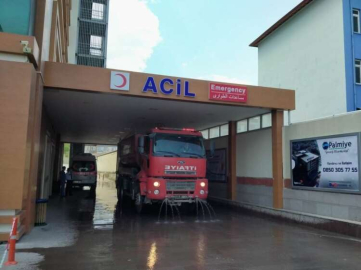 Hastane ve Sağlık Merkezleri Periyodik Olarak Dezenfekte Ediliyor