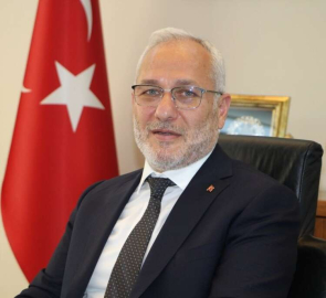 Başkan Tosyalı'dan 23 Nisan Mesajı