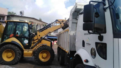 İskenderun Belediyesi Kapsamlı Temizlik Çalışmalarını Sürdürüyor