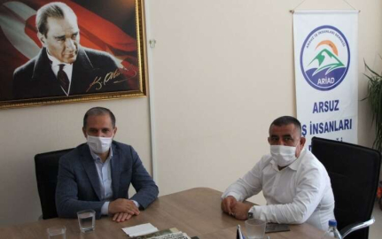 Milletvekili Özel’den Arsuz İş İnsanları Derneği’ne Ziyaret