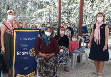 Rotary Kulübü Meme Kanseri ve Covid-19 İle İlgili Eğitim Verdi