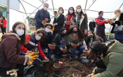 Hatay’ın Üretken Kadınları EXPO Seralarını Ziyaret Etti