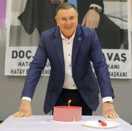 Başkan Savaş’a Doğum Günü Sürprizi