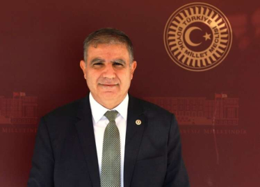 Güzelmansur kütüphanesi eksikliğini Meclis gündemine taşıdı