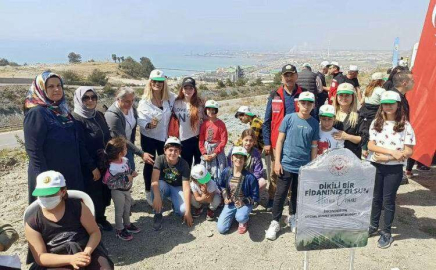 Daha Yeşil Bir Doğa İçin Fidan Diktiler