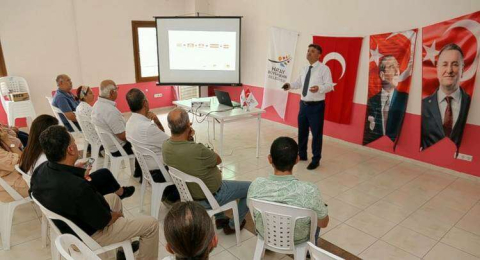 Çiftçilere Tarım Ürünleri Pazarlama Eğitimi Verildi