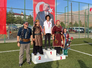 İskenderunlu Okçular Kahramanmaraş'tan Madalya ile Döndü