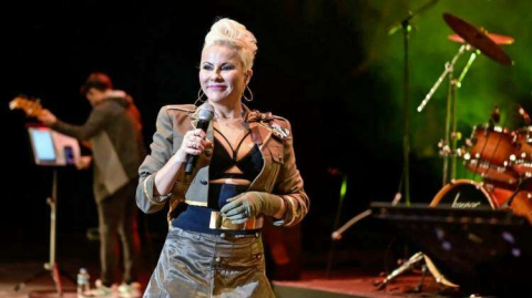 Pamela, Hataylı hayranlarıyla buluştu.