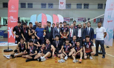 Hatay Şampiyonu Arsuz Ayla Naci Uyar Anadolu Lisesi