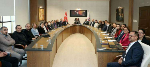 Sağlık Çalışanları İle Akademisyenler El Ele