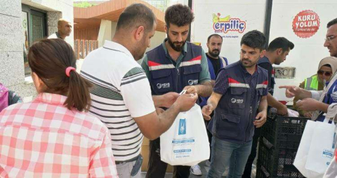 500 AİLEYE 1625 KİLO ET DAĞITILDI