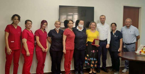 GELİŞİM’DEN GÖNÜLLÜ ÖĞRETMENLERE PLAKET