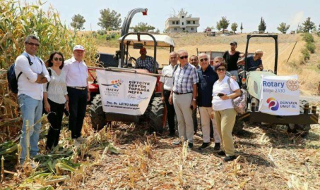 HBB’NİN TOHUMLARINI DAĞITTIĞI 9 BİN DEKARLIK MISIRIN HASADI BAŞLADI