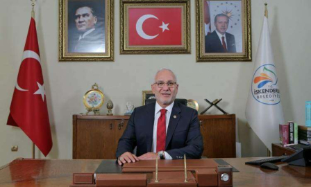 BAŞKAN TOSYALI'NIN ÖĞRETMENLER GÜNÜ MESAJI