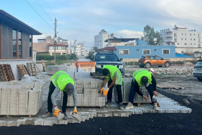 DEPREM VE YAĞIŞLAR NEDENİYLE HASAR GÖREN YOLLAR YENİLENİYOR