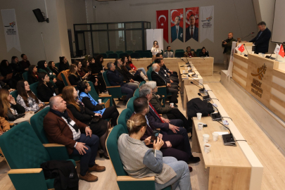 PSİKOLOJİ KONGRESİNDE “DEPREM SONRASI DUYGULAR” DEĞERLENDİRİLDİ