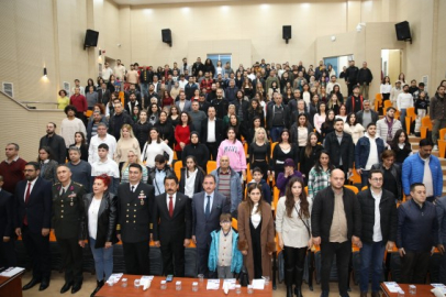 BİR DESTANDIR ÇANAKKALE