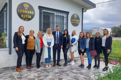 Sami Üstün, toplumsal meselelere duyarlı kadınlara teşekkür etti.