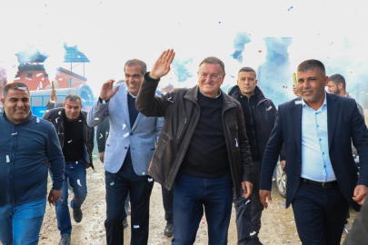 KUMLU, REYHANLI VE DEFNELİ VATANDAŞLARDAN BAŞKAN SAVAŞ’A YOĞUN İLGİ