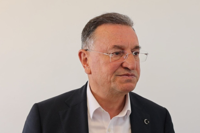 HBB BAŞKANI DOÇ. DR. LÜTFÜ SAVAŞ:  “AİLENİN ÜZÜLMESİNE ÜZÜLDÜM. TEDAVİSİNE DESTEK OLACAĞIZ