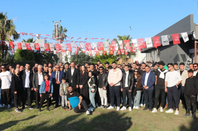 SAMİ ÜSTÜN GENÇLER İLE BİR ARAYA GELDİ