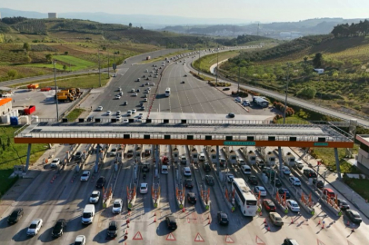 BAYRAMDA OTOYOLLARDAN 11,2 MİLYON ARAÇ GEÇTİ