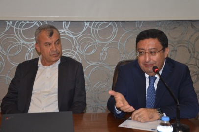 İTSO'da “Dünya ve Türkiye Ekonomisine Bakış Piyasa ve Kalkınma Perspektifi” konulu seminer düzenlendi