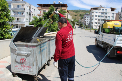 İSKENDERUN’DA 300 NOKTA İLAÇLANDI